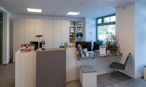 Stadtinformation Leuna Empfang   Egbert Schmidt &copy; Egbert Schmidt