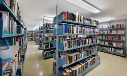 Stadtbibliothek Leuna - Bücherbestand © Wolfgang Kubak