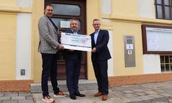 2023 11 01 scheckübergabe Ösa web