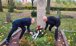 2023 11 19 Volkstrauertag Kranzniederlegung Bedla Krug WEB