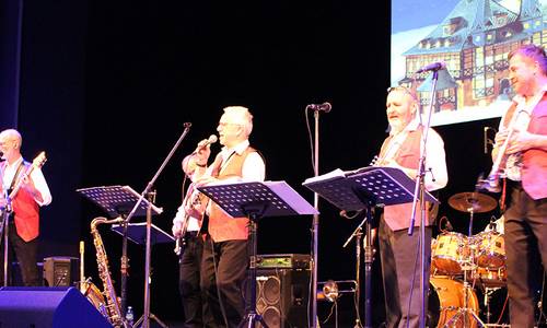 2017 12 13 Sen w f Band