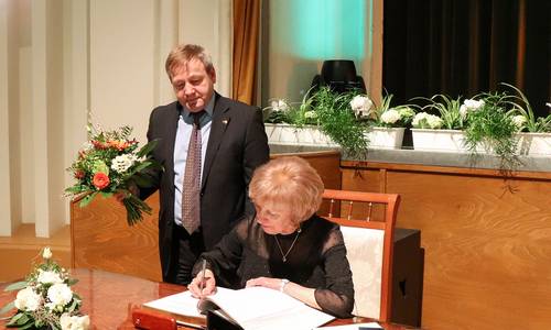 2019 01 09 NJE Schmidt