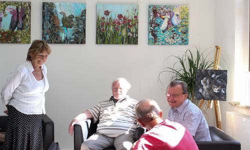 2018 05 08 Ausstellung Publikum WEB