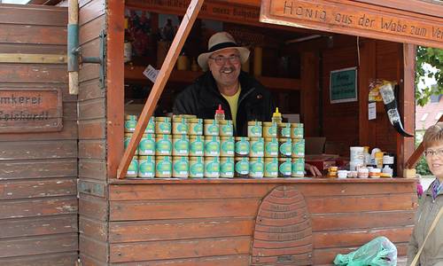 Honig direkt vom Imker aus der Region Honig direkt vom Imker aus der Region