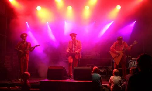 Foto 2017 07 29 Waldbadparty Cosmonautix Foto 2017 07 29 Waldbadparty Cosmonautix