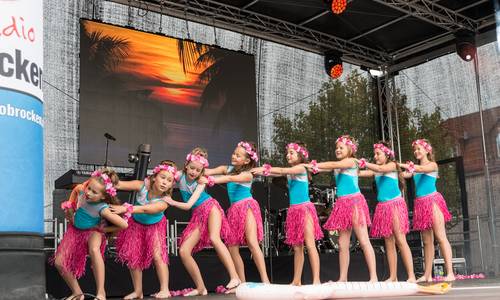 Stadtfest Bühne Kindertanzgruppe 2 Stadtfest Bühne Kindertanzgruppe 2