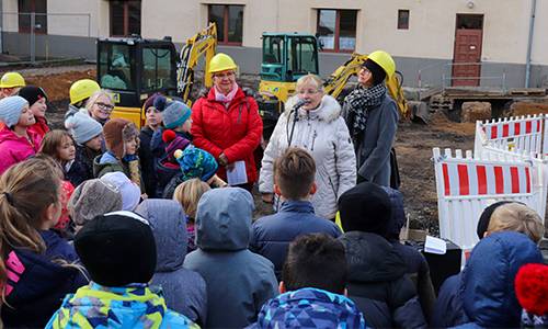 2019 12 06 Grundsteinlegung Rednerinnnen © Heike Hickmann 2019 12 06 Grundsteinlegung Rednerinnnen © Heike Hickmann