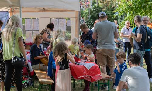 WEB Parkfest 2025 Bibliothek © Heike Hickmann WEB Parkfest 2025 Bibliothek © Heike Hickmann