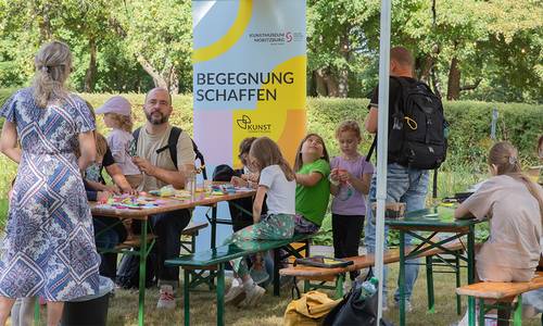 WEB Parkfest 2025 Moritzburg Basteln © Heike Hickmann WEB Parkfest 2025 Moritzburg Basteln © Heike Hickmann