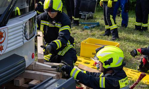 Sicherung der Straßenbahn mit Unterbau © Matthias Schröter Sicherung der Straßenbahn mit Unterbau © Matthias Schröter