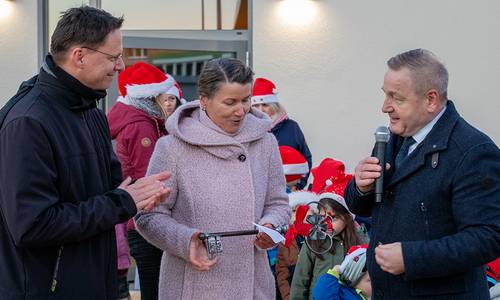 WEB 2025 12 17 Einweihung Kita Zöschen Schlüsselübergabe Groß Rehfeld Bedla © SL/HH WEB 2025 12 17 Einweihung Kita Zöschen Schlüsselübergabe Groß Rehfeld Bedla © SL/HH